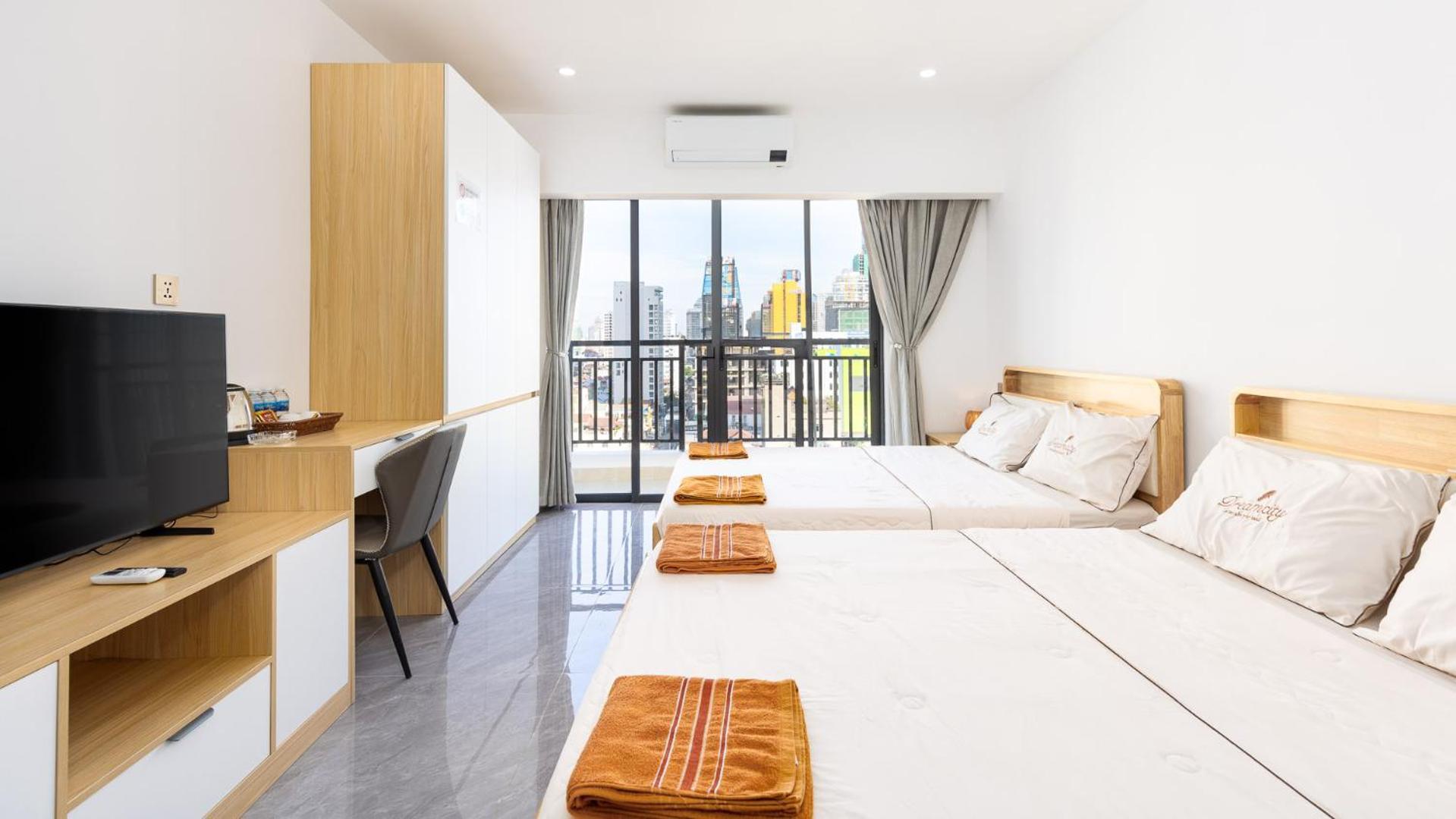 Real Hope Apartments Phnom Penh - Free Laundry エクステリア 写真